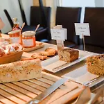 Ibis Ferrand A71 A75 La Meridienne Hotel 3*