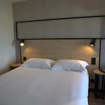 Ibis Ferrand A71 A75 La Meridienne Hotel