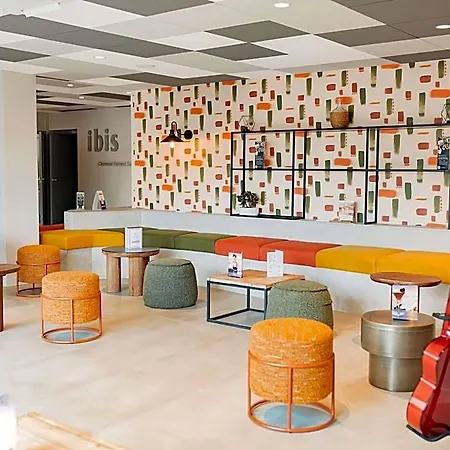 Hotel Ibis Ferrand A71 A75 La Meridienne 3*