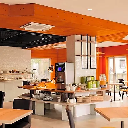 Hotel Ibis Ferrand A71 A75 La Meridienne