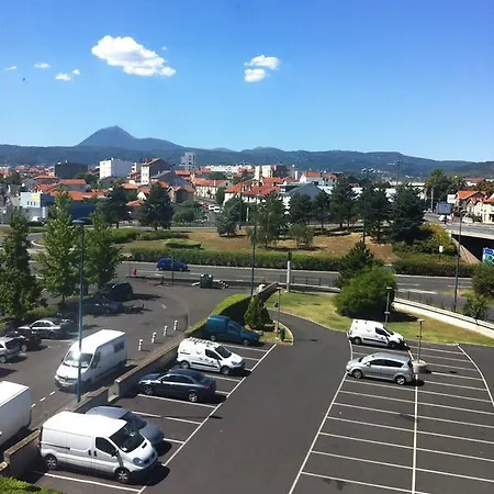 Ibis Ferrand Sud Herbet מלון 3*
