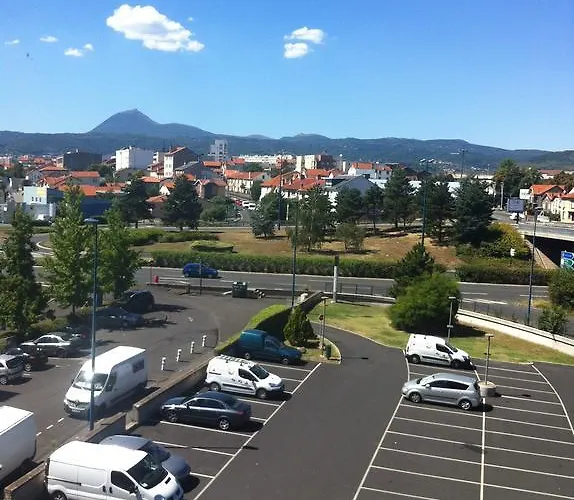 Ibis Ferrand A71 A75 La Meridienne Hotell 3*